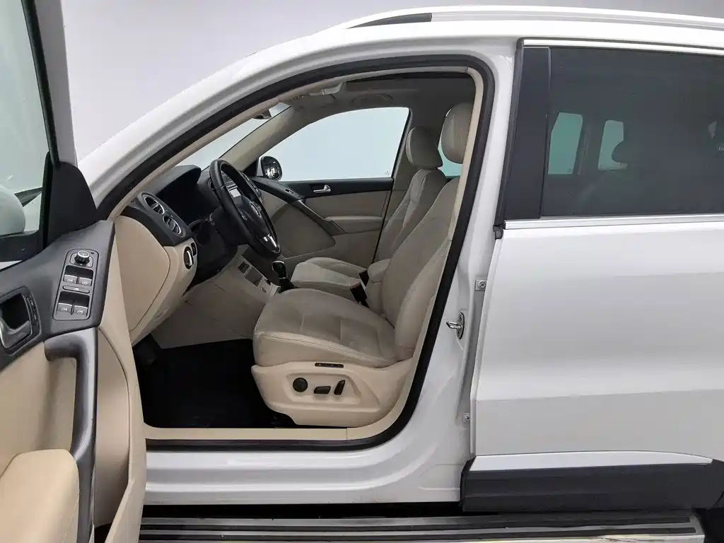 Volkswagen Tiguan — миниатюра 10