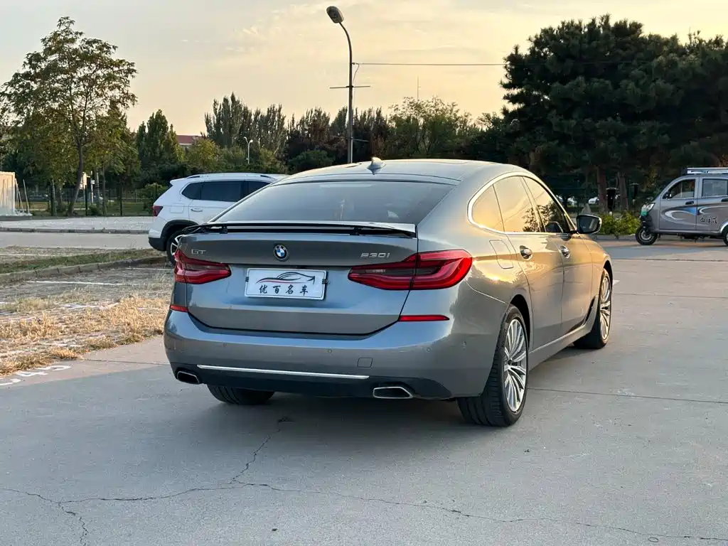 BMW 6 Series GT — миниатюра 6