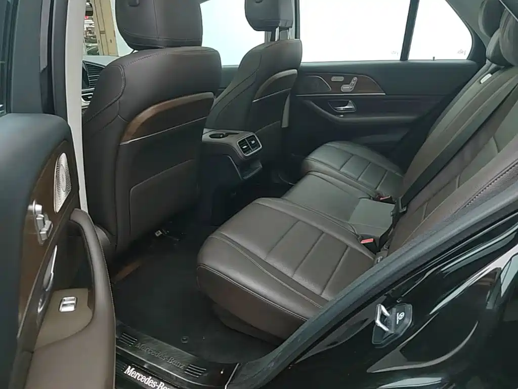 Mercedes-Benz GLE New Energy — миниатюра 17