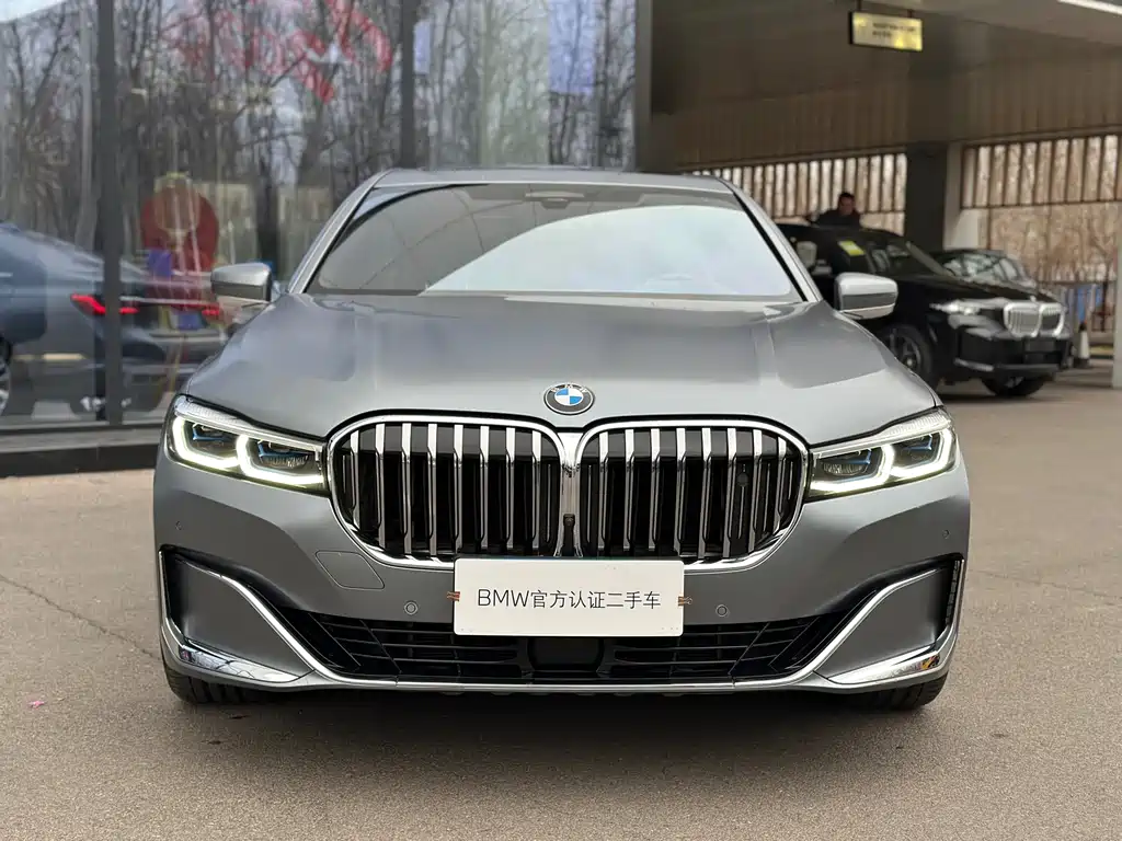 BMW 7 SERIES