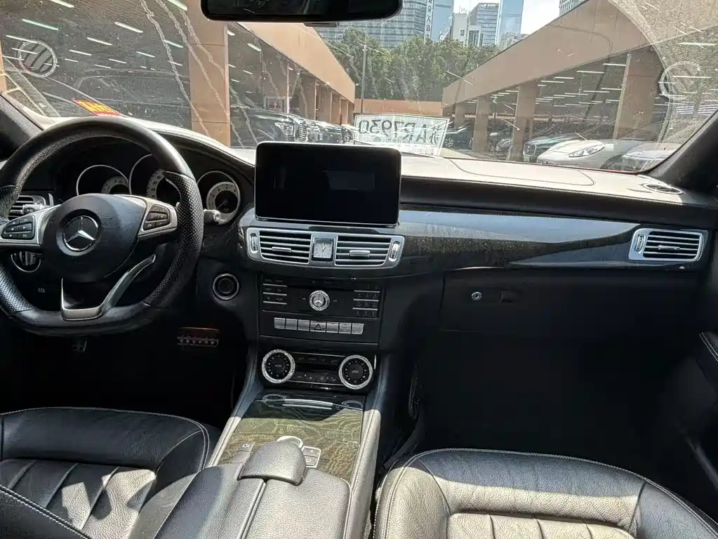Mercedes-Benz CLS — миниатюра 9