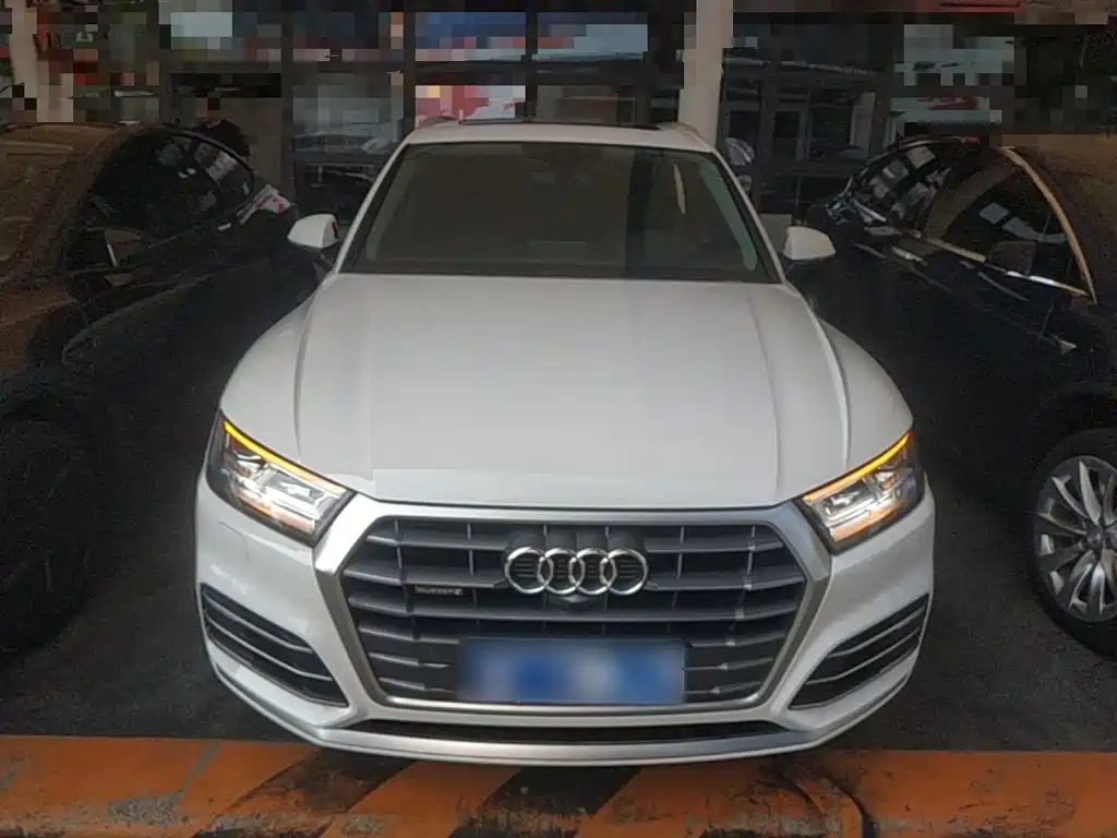 Audi Q5L — миниатюра 3