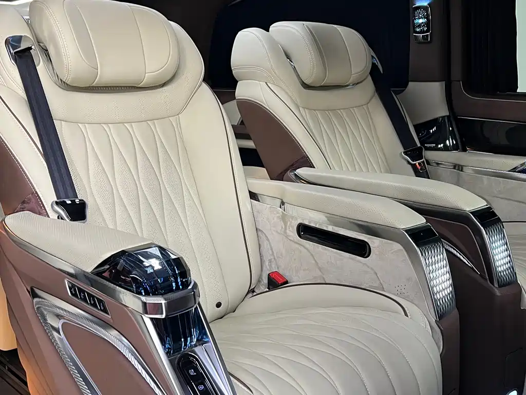 Mercedes-Benz V-Class V 2024 V 300 L Luxury