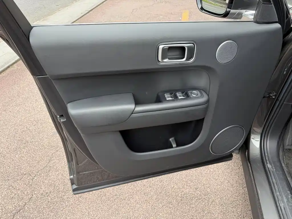 Li Auto Li L8 — миниатюра 6
