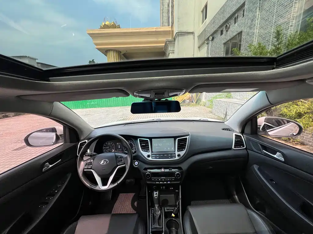 Hyundai Tucson — миниатюра 12
