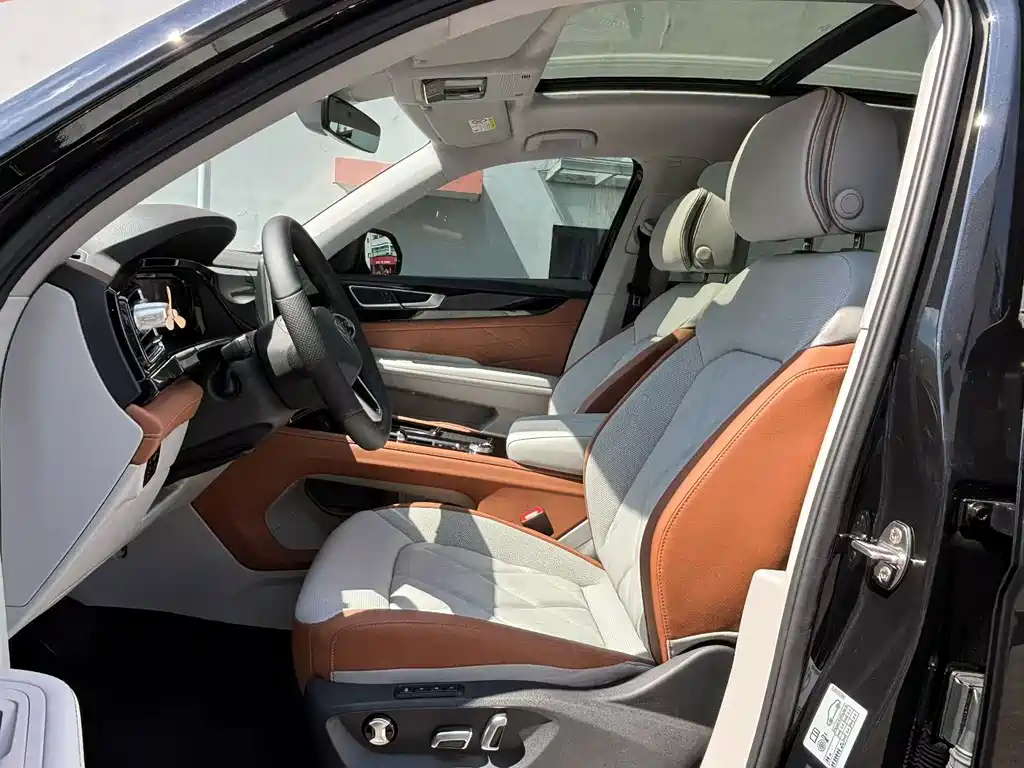 Volkswagen Teramont — миниатюра 5