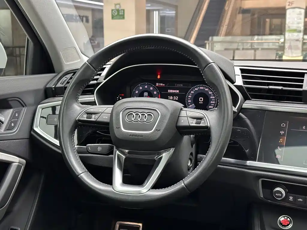 Audi Q3 — миниатюра 14