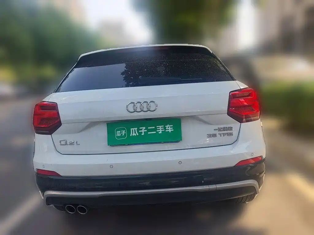 Audi Q2L — миниатюра 3