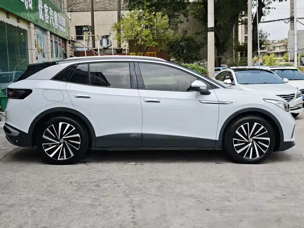 Volkswagen ID.4 X — миниатюра 2