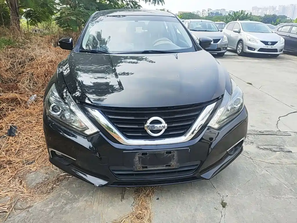 Nissan Teana — миниатюра 3