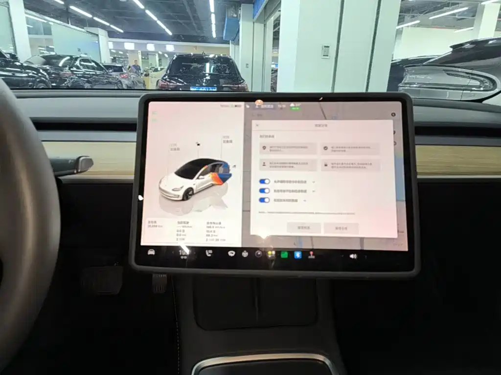 Tesla Model 3 — миниатюра 13
