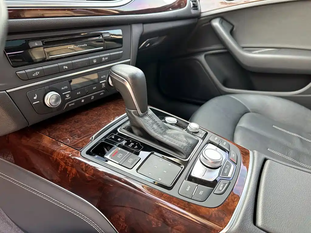 Audi A6L New Energy — миниатюра 14