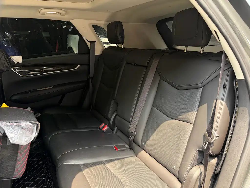 Cadillac XT5 — миниатюра 10