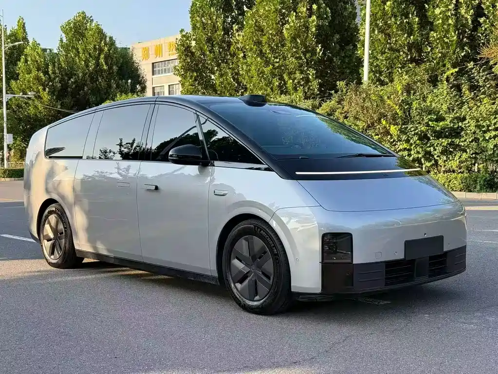 Li Auto Li MEGA — миниатюра 3