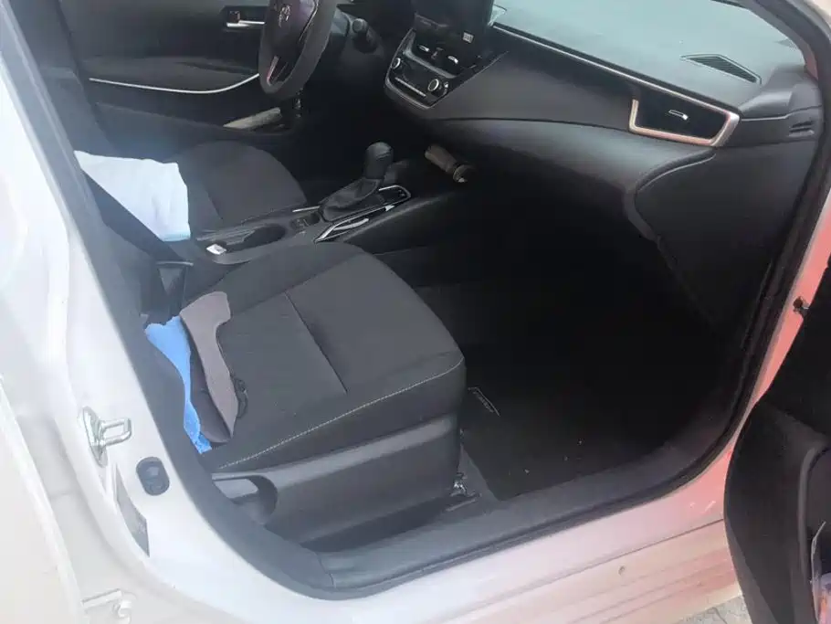 Toyota Corolla — миниатюра 8