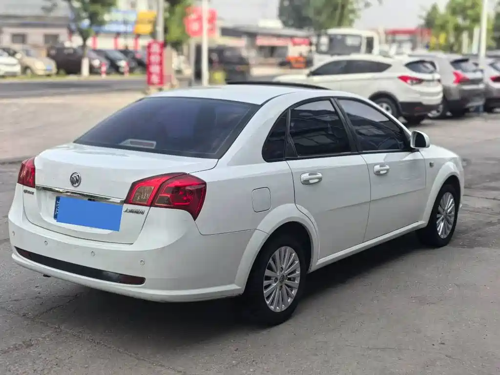 Buick Excelle — миниатюра 6