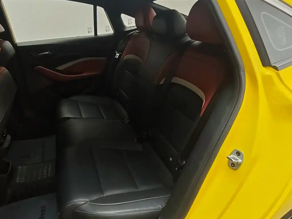 MG MG5 — миниатюра 13