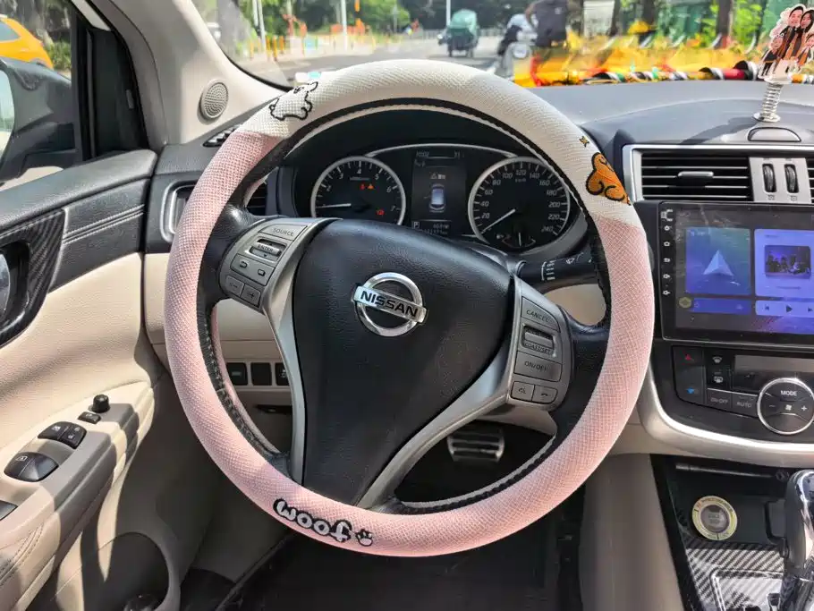 Nissan Tiida — миниатюра 15