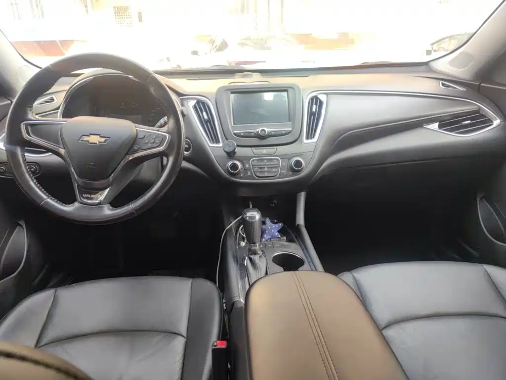 Chevrolet Malibu XL — миниатюра 5