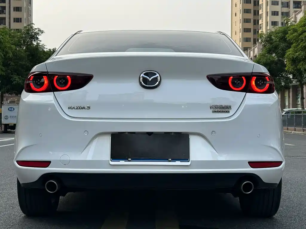 Mazda 3 Axela — миниатюра 5