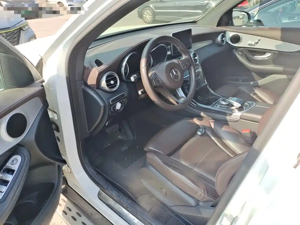 Mercedes-Benz GLC — миниатюра 12
