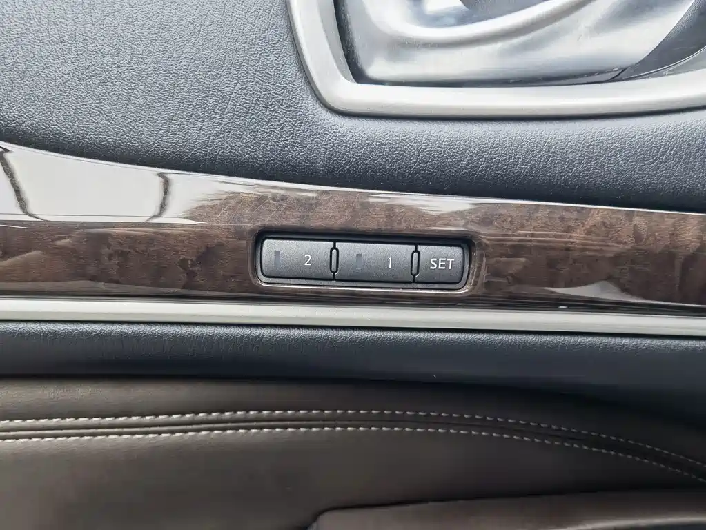 Infiniti QX60 (Import) — миниатюра 15
