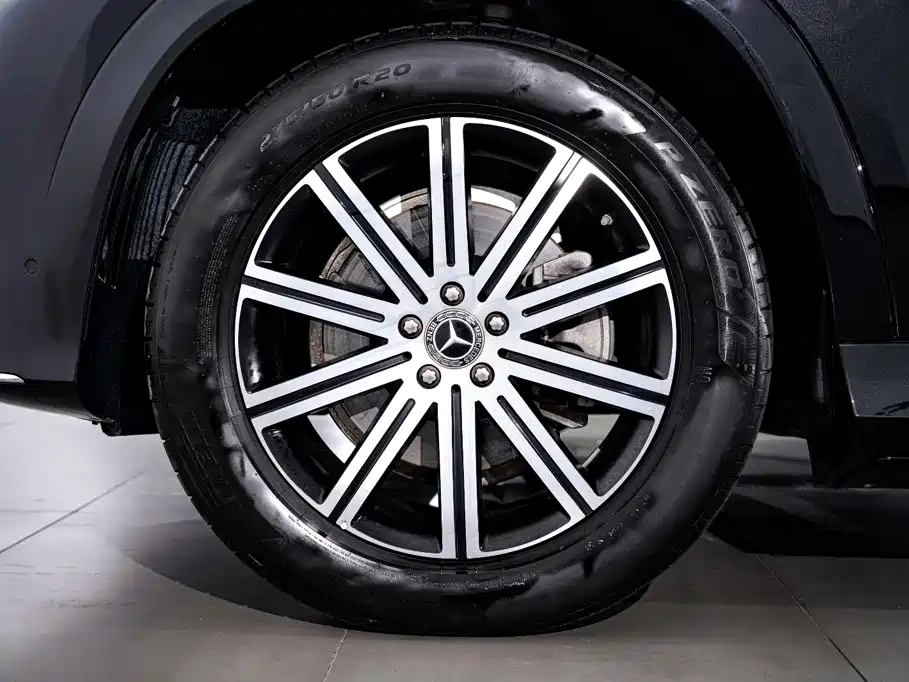 Mercedes-Benz GLE (Import) — миниатюра 12