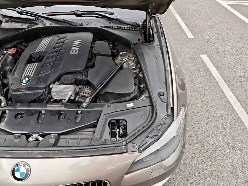 BMW 5 Series — миниатюра 15
