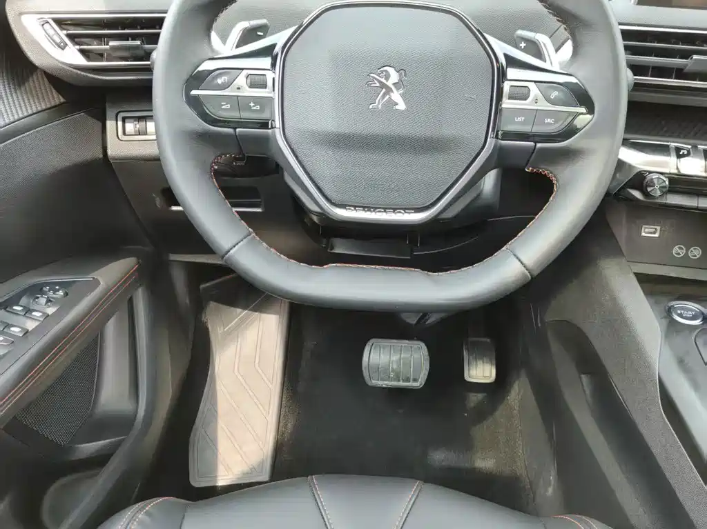 Peugeot 4008 — миниатюра 8