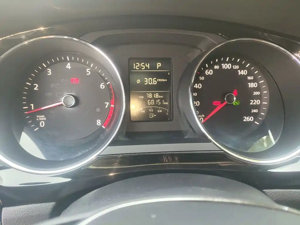 Volkswagen Sagitar — миниатюра 12