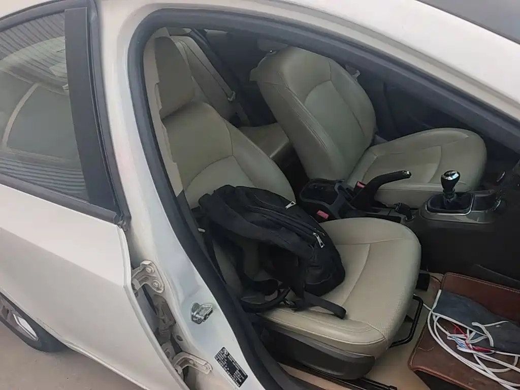 Chevrolet Cruze — миниатюра 25
