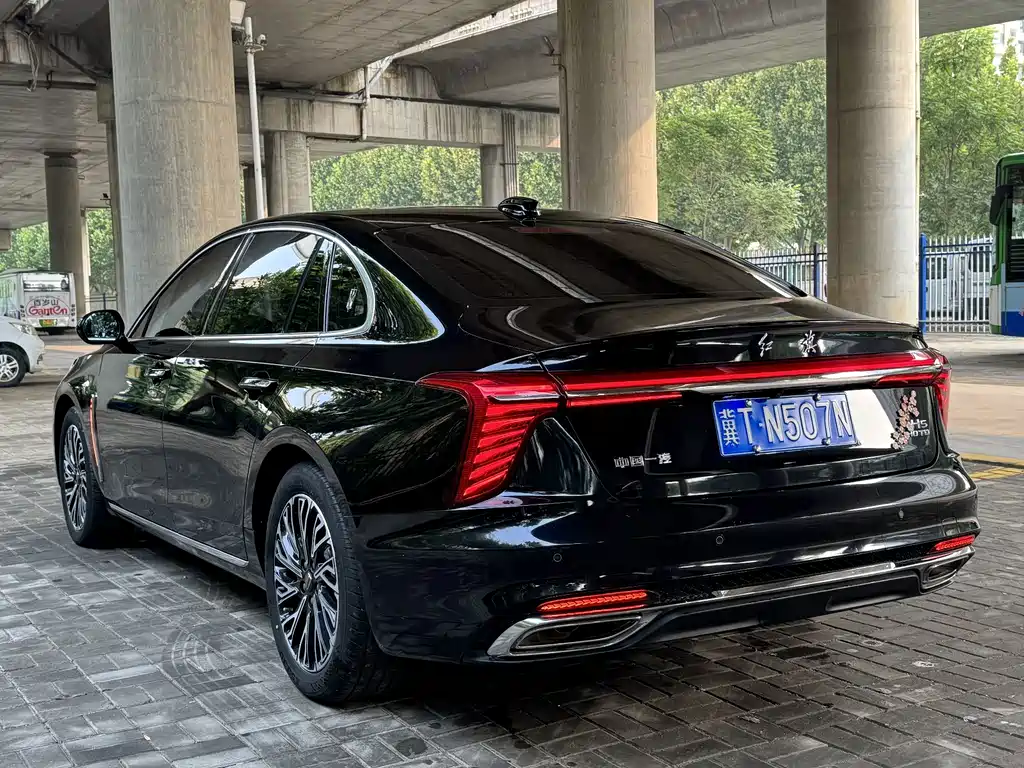Hongqi Hongqi H5 — миниатюра 7