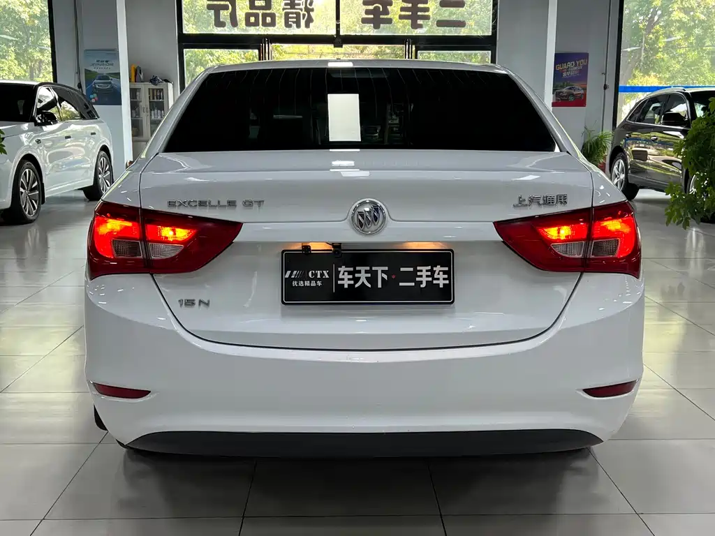 Buick Excelle — миниатюра 5