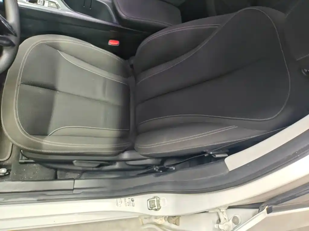 Buick Verano — миниатюра 15