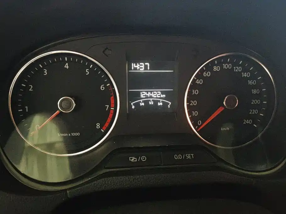 Volkswagen Polo — миниатюра 14