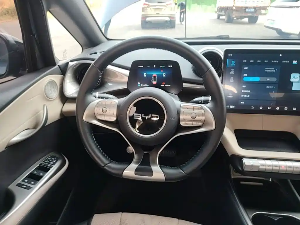BYD Dolphin — миниатюра 11
