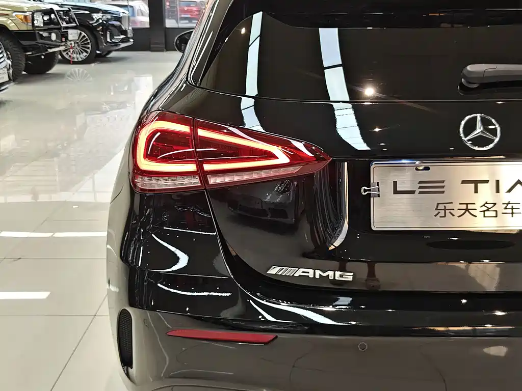 MERCEDES-BENZ A CLASS AMG