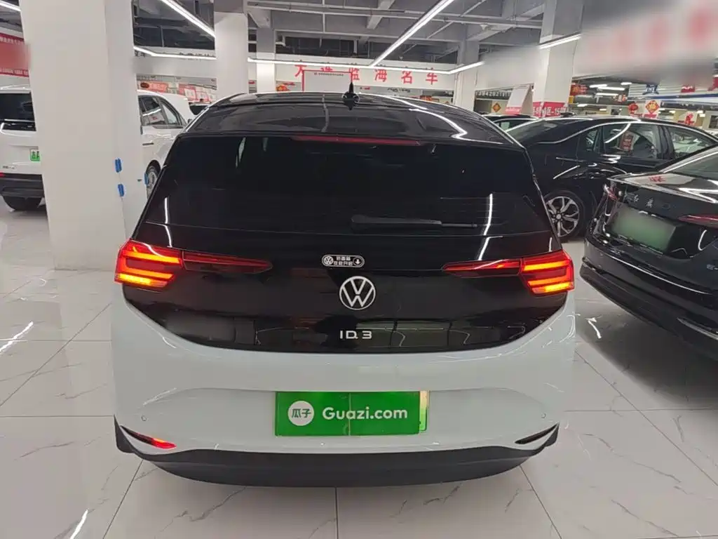Volkswagen ID.3 — миниатюра 6