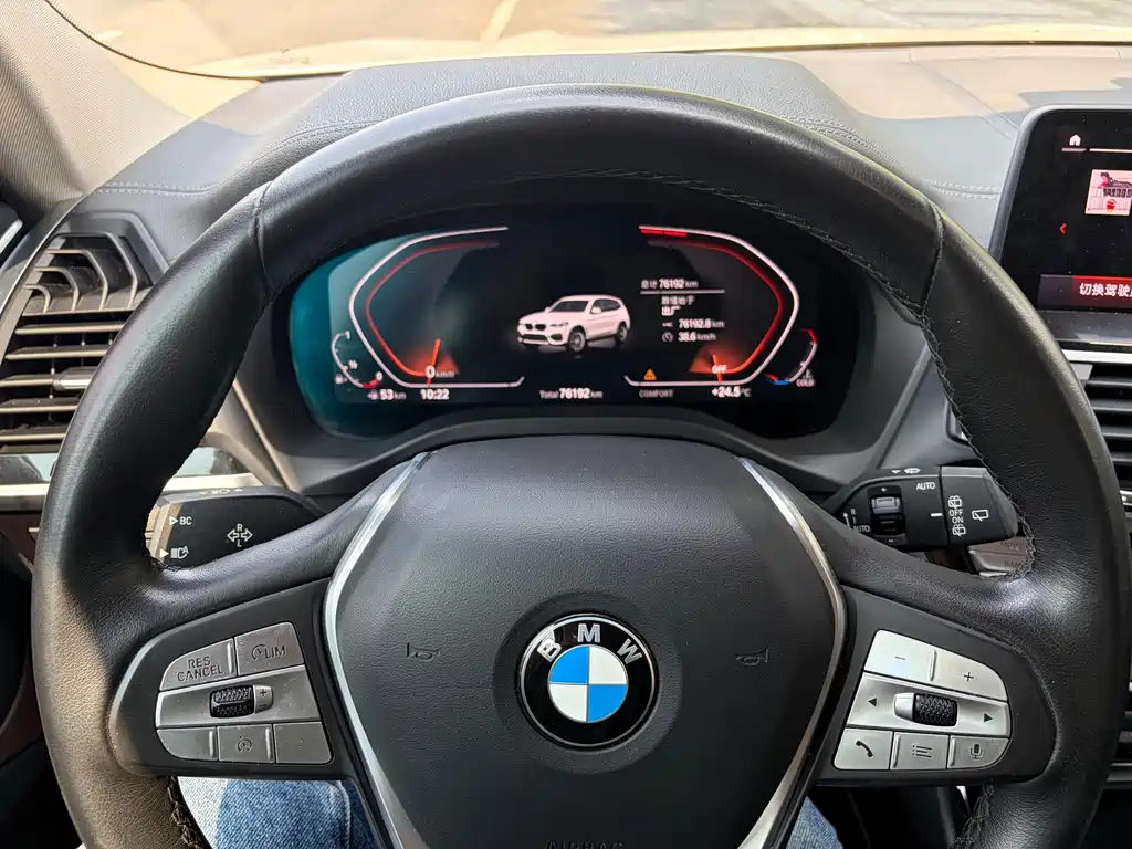 BMW X3 — миниатюра 12