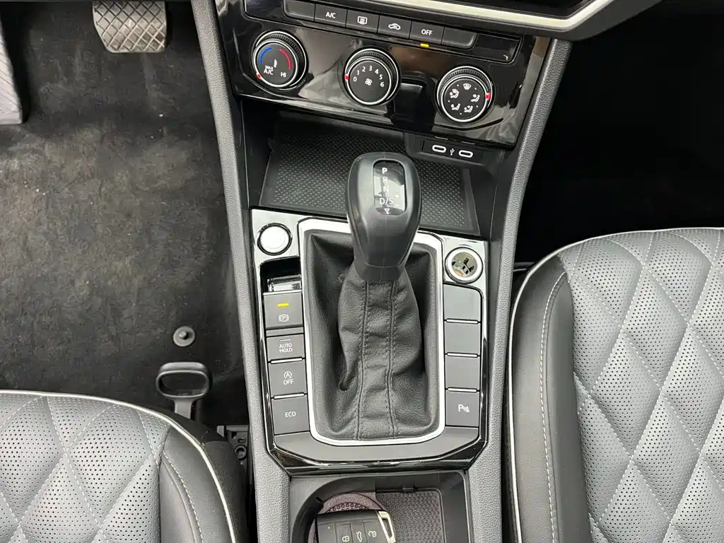 Volkswagen Sagitar — миниатюра 14