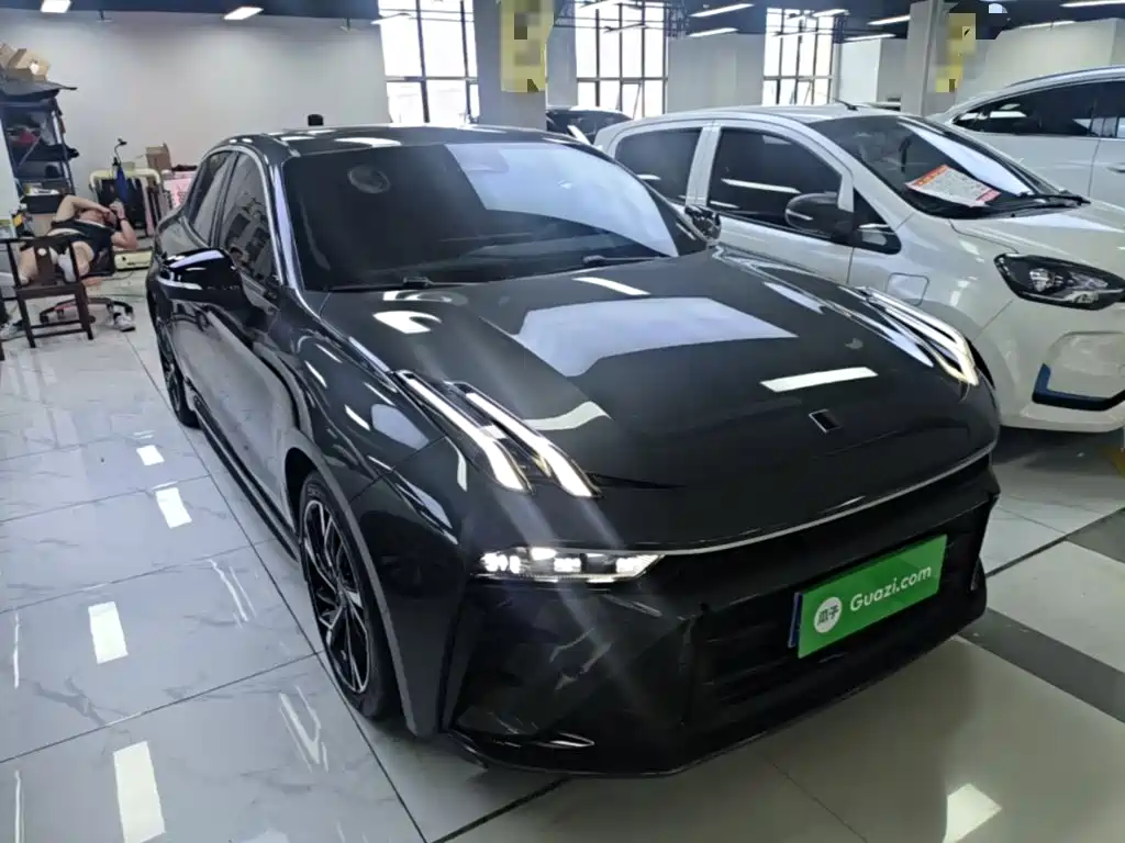 Lynk & Co 03 — миниатюра 4