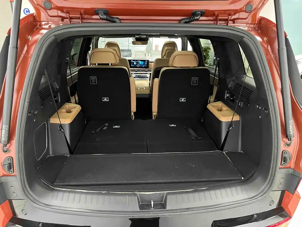 Hyundai Santa Fe — миниатюра 18