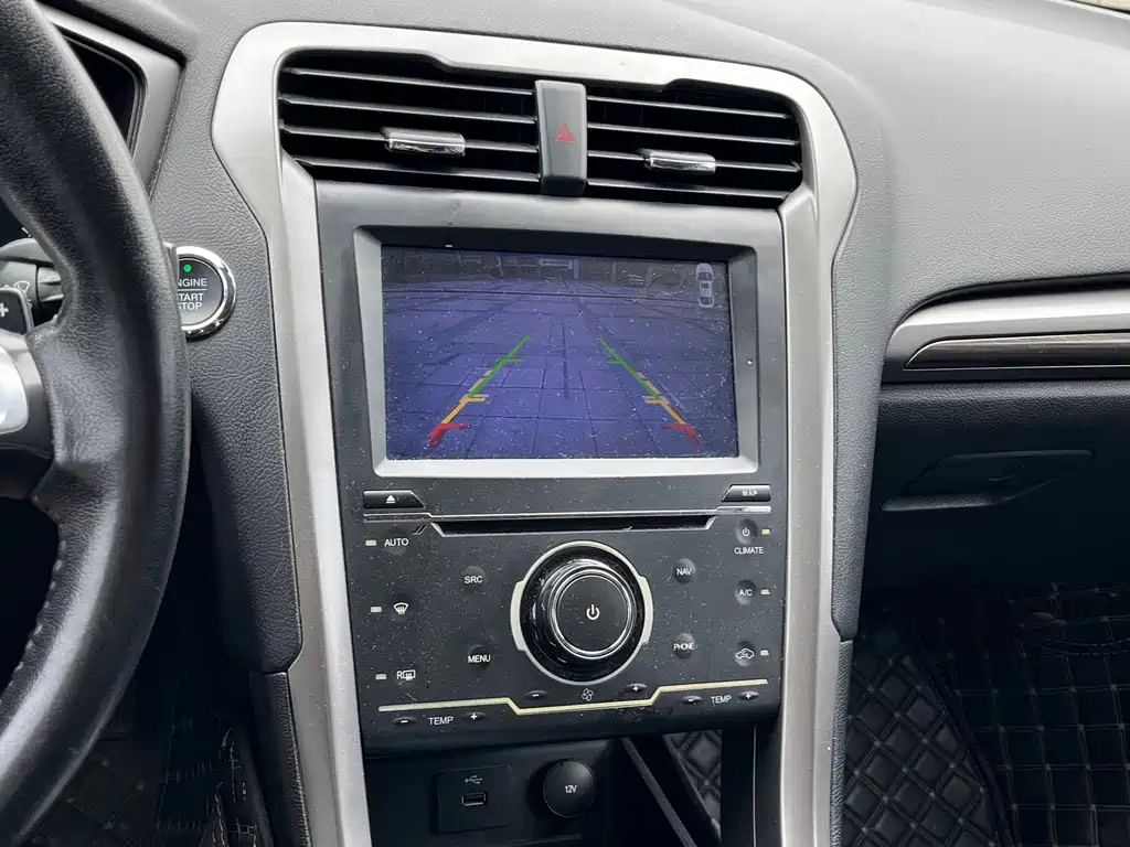 Ford Mondeo — миниатюра 9