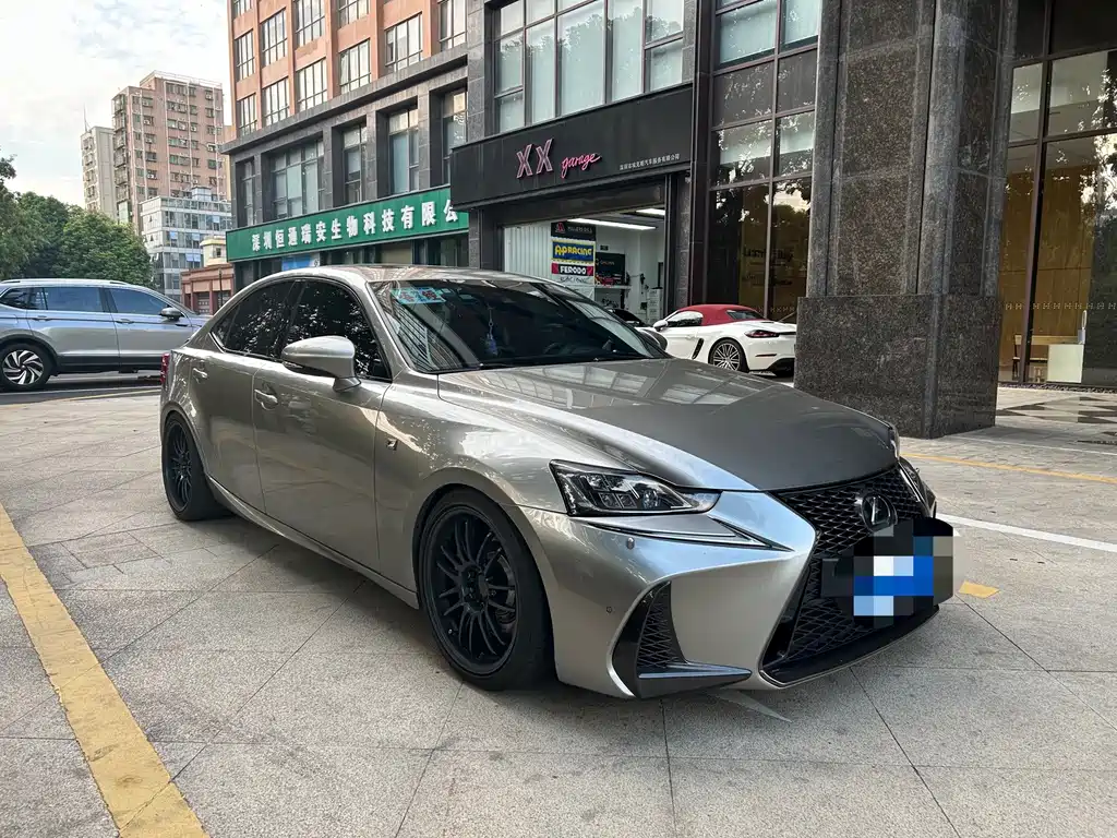 Lexus IS — миниатюра 3