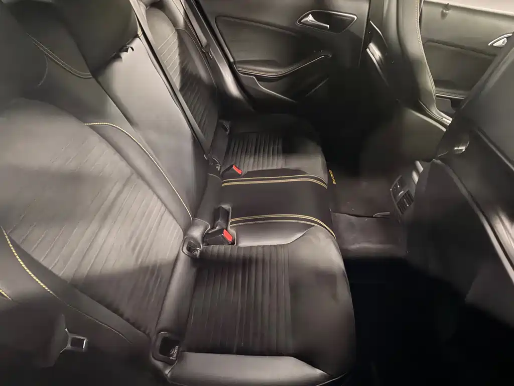 Mercedes-Benz A-Class AMG (Import) — миниатюра 9