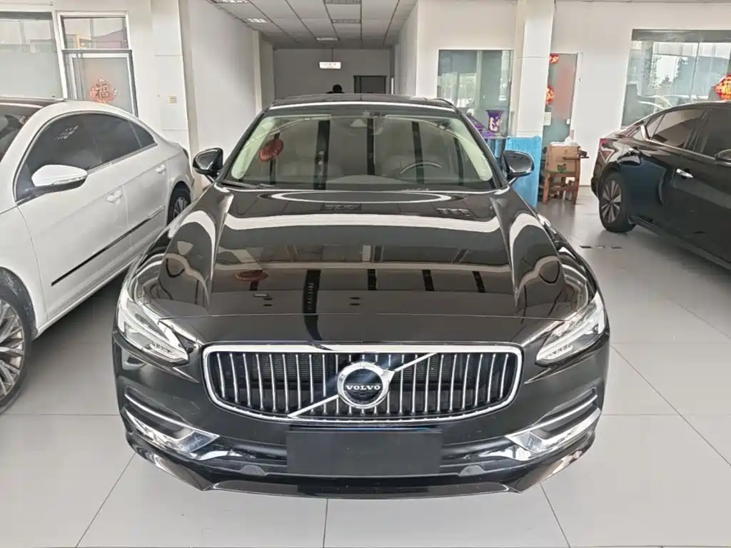 Volvo S90 — миниатюра 3
