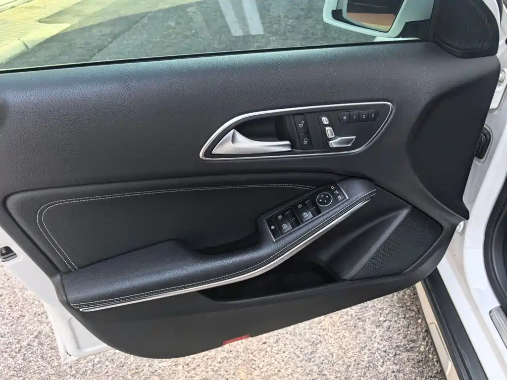 Mercedes-Benz GLA — миниатюра 14