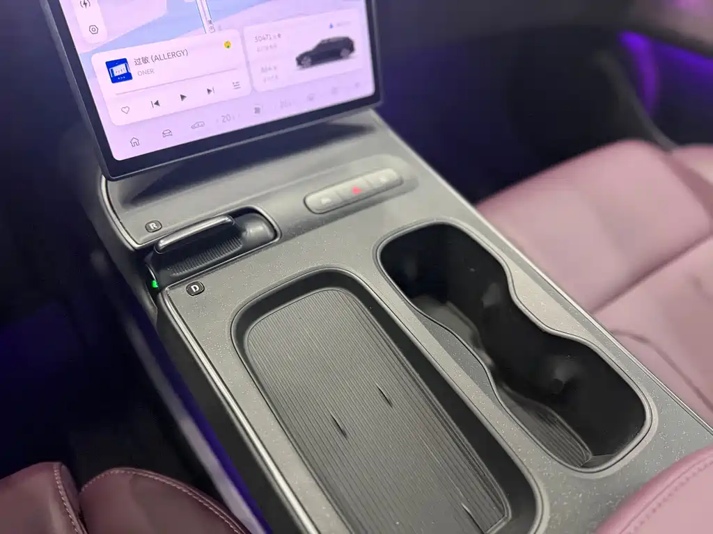 NIO ET5T — миниатюра 14