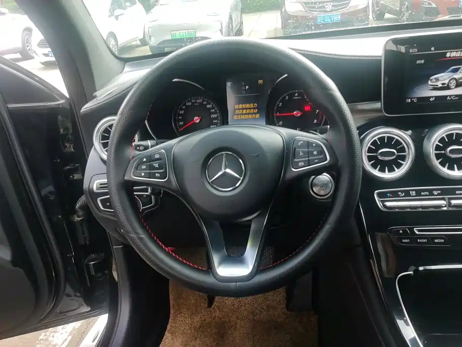 Mercedes-Benz GLC — миниатюра 15
