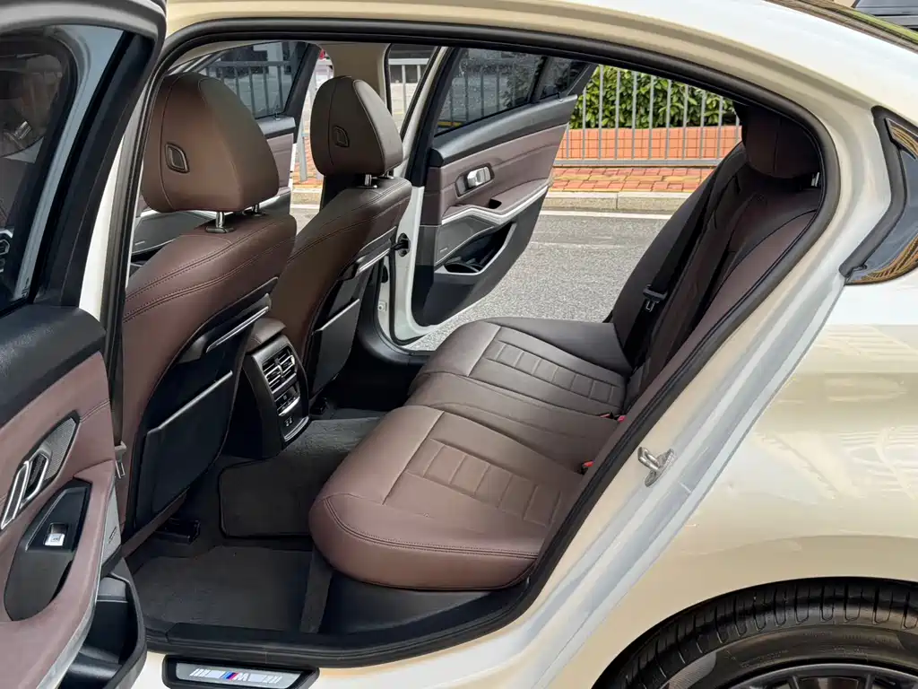 BMW 3 Series — миниатюра 6